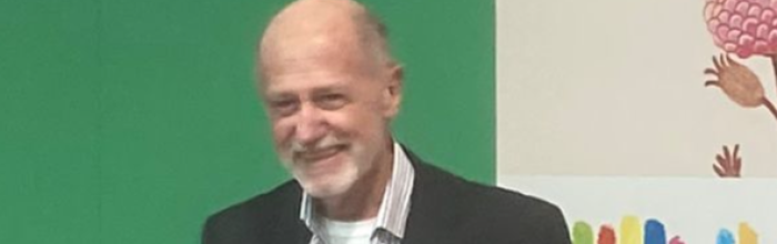Giuseppe Ghinelli riceve il Premio NpL - sezione "Pasquale Causa"