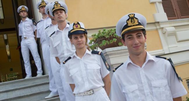 8 Corsi gratuiti di alta formazione rivolti alle/ai diplomate/i tra 18 e 35 anni in vari settori all'Accademia della Marina Mercantile