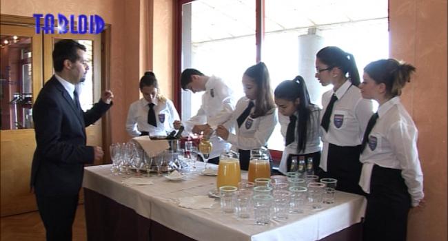 Gli studenti dell’alberghiero bergese cucinano al columbus sea hotel (video di tabloid)