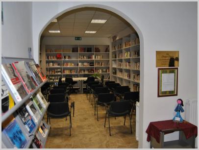 Immagine interno biblioteca 3
