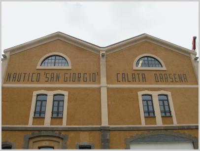 Facciata Istituto in Calata Darsena - Genova